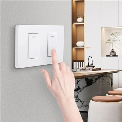 Toveis trykkknappbryter